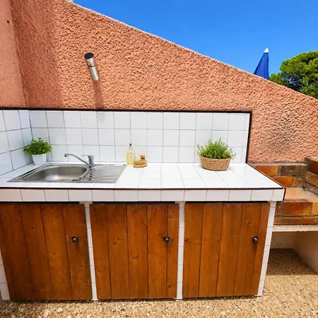 Maison Au Calme, Terrasse & Plage Proche Дом отдыха Ле Баркарес