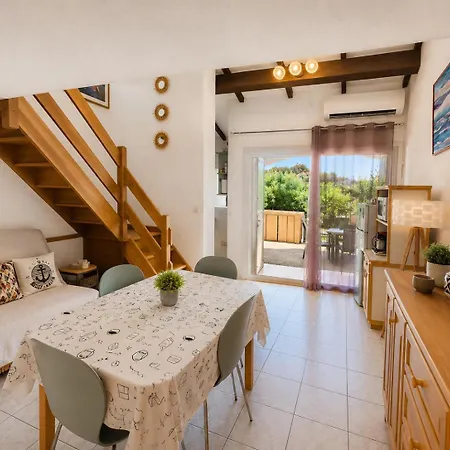 Дом отдыха Maison Au Calme, Terrasse & Plage Proche *